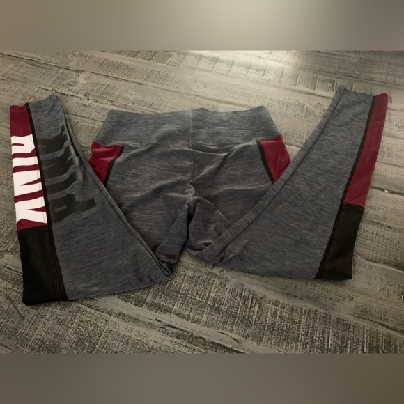Victoria Secret Bonded Large Gray and Burgundy Leggings, inseam 28” EUC - Picture 7 of 7